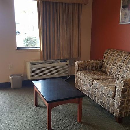 Budgetel Inn And Suites Hearne Esterno foto