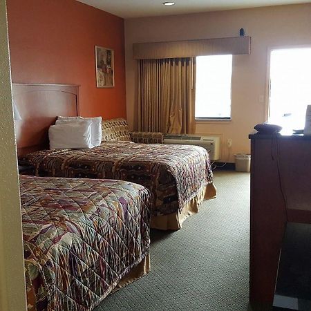 Budgetel Inn And Suites Hearne Esterno foto